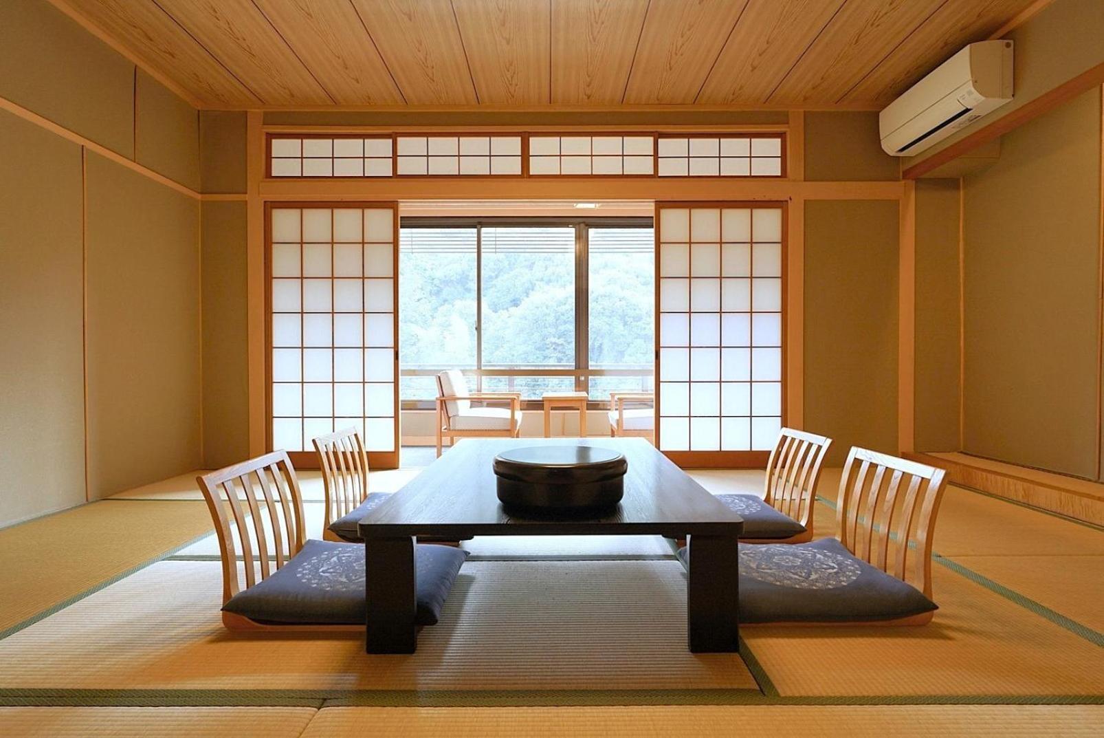 传统日式旅馆 汤本观光饭店西京 长门
