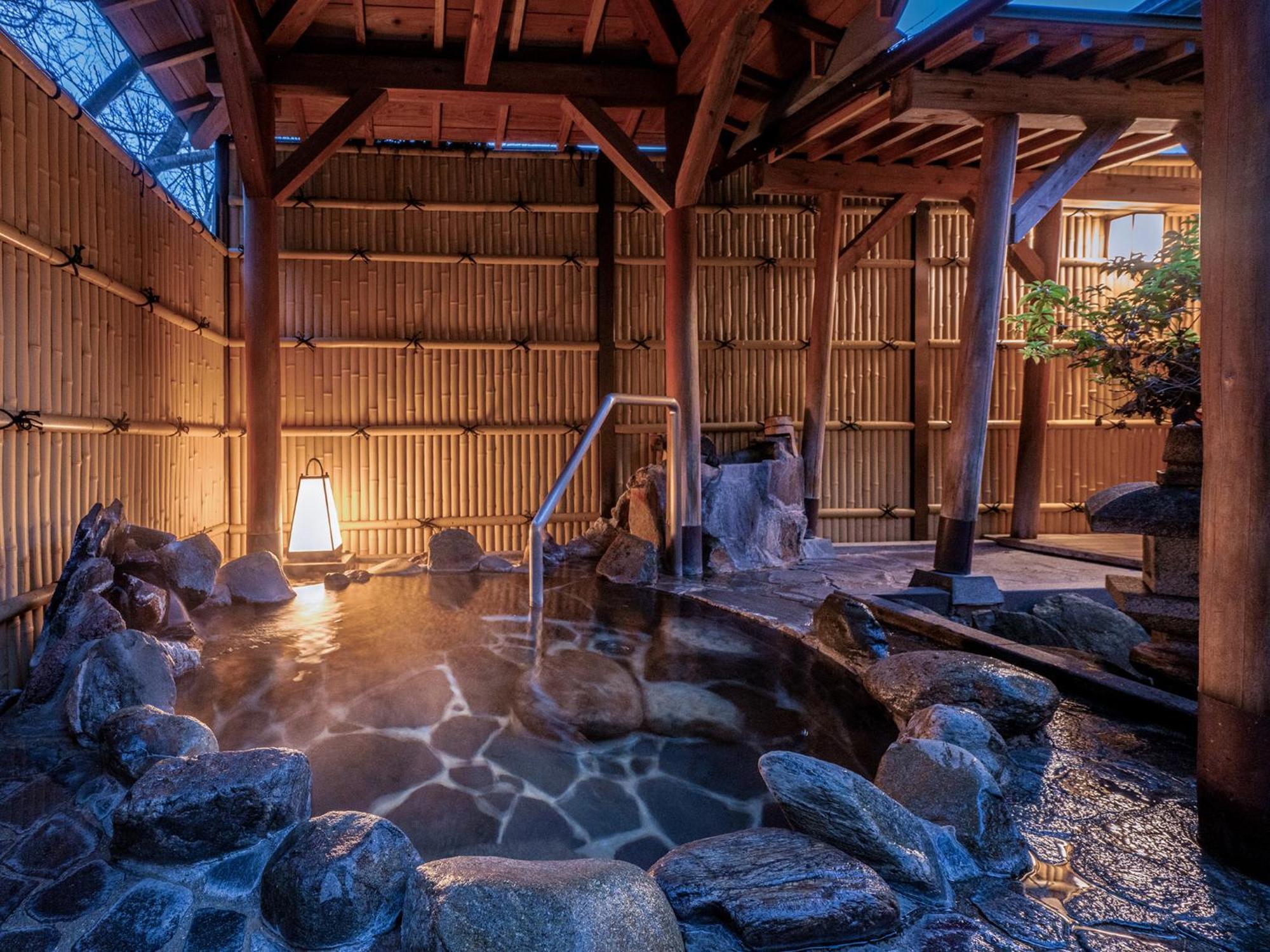 Yumoto Kanko Saikyo 3*