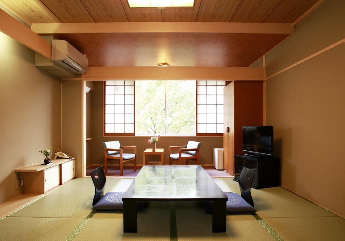 传统日式旅馆 汤本观光饭店西京 长门